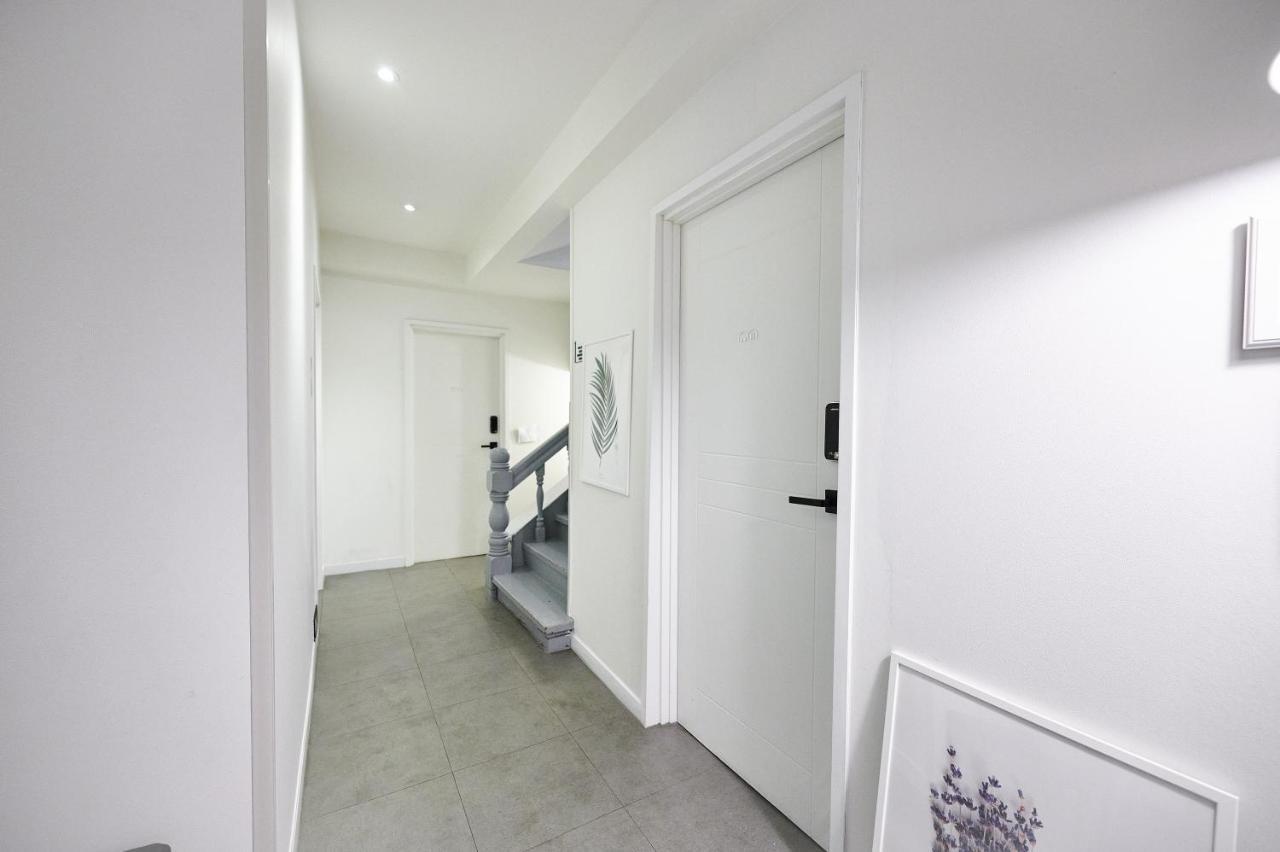 Queen House Hongdae Seul Esterno foto